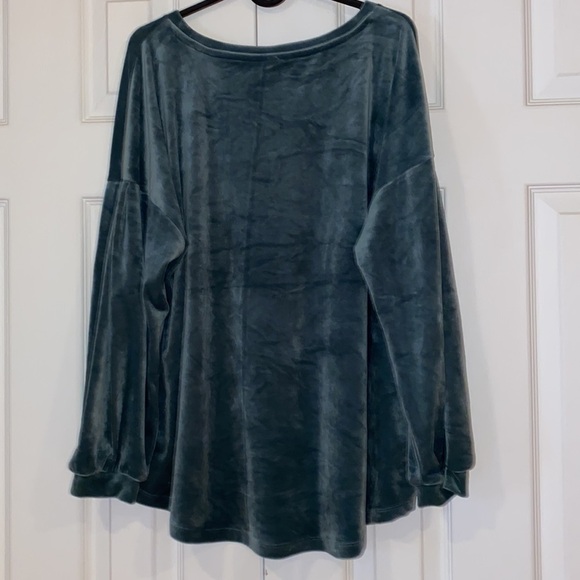 Old  Navy Teal oversized Velvet long sleeve jogger blouse Sz XL - Picture 3 of 14